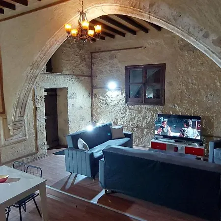 Stone Mansion Nicosie